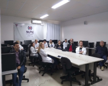 Vídeo conferência de  Dermatologia-4