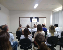 Vídeo conferência de  Dermatologia-7